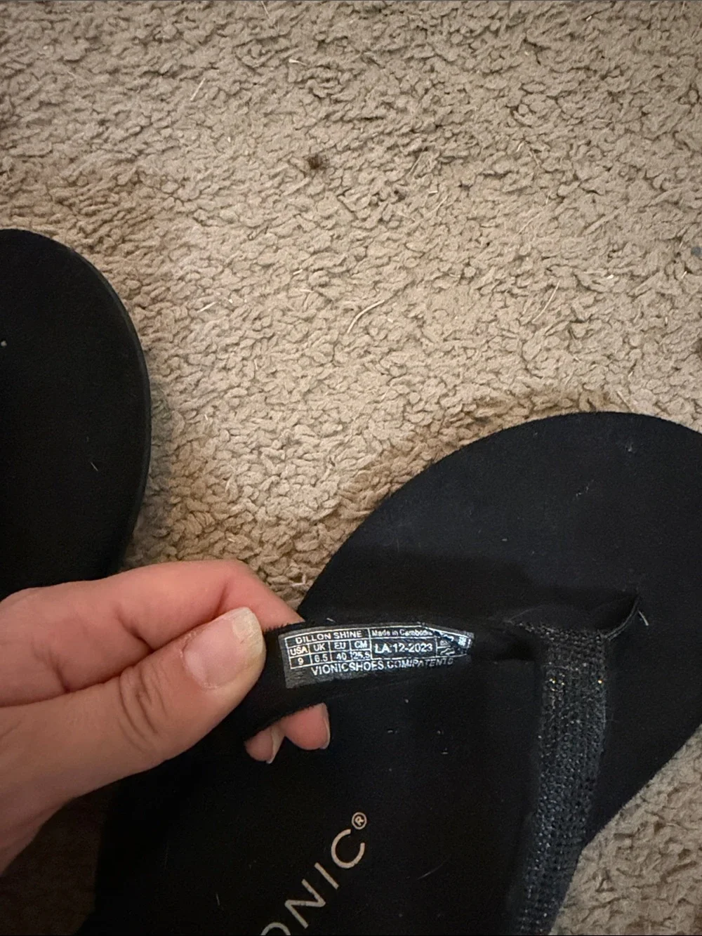 Vionic Black Sparkle Sandals